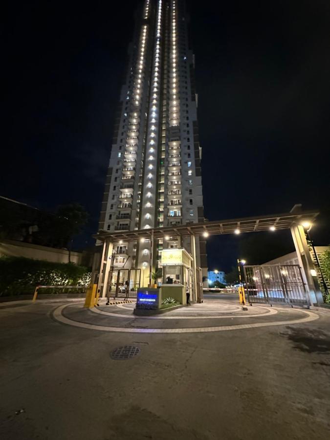 Celandine Residence In Quezon City Caloocan Extérieur photo